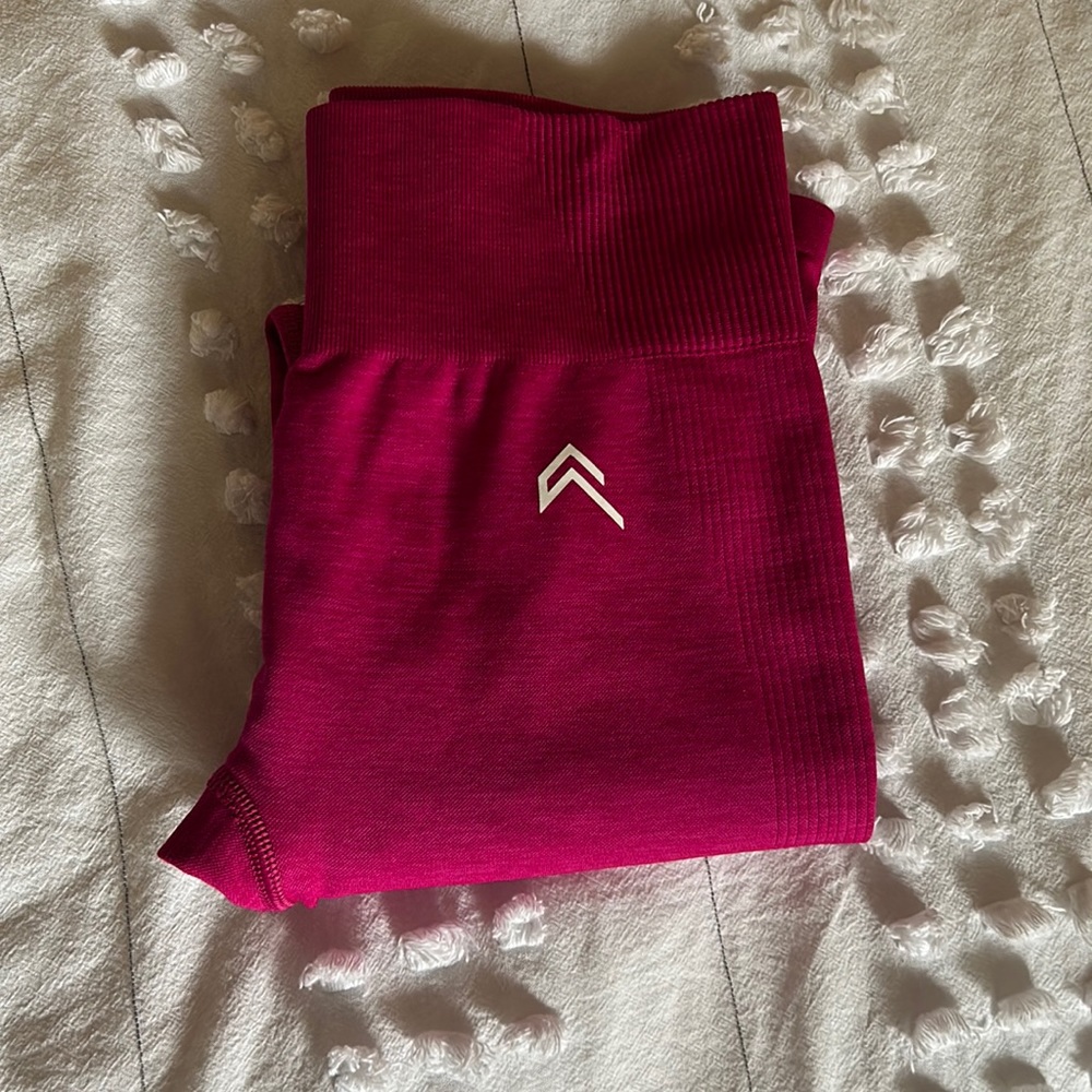 oneractive seamless legging, never worn